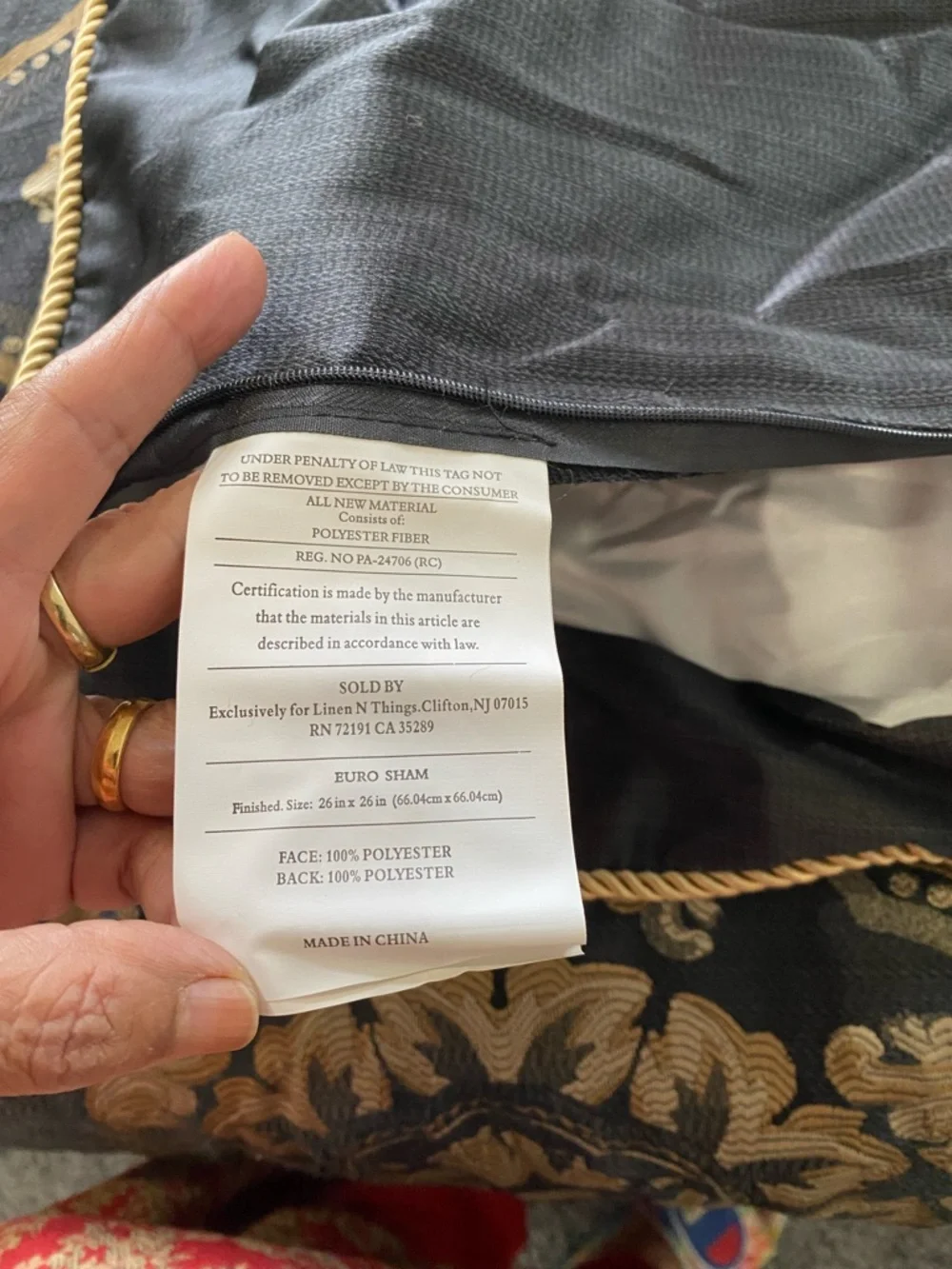 Elegant Black and Gold Medallion Comforter - Unbranded